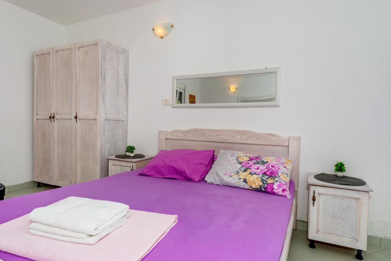 Apartmani Lira Sutomore Buitenkant foto