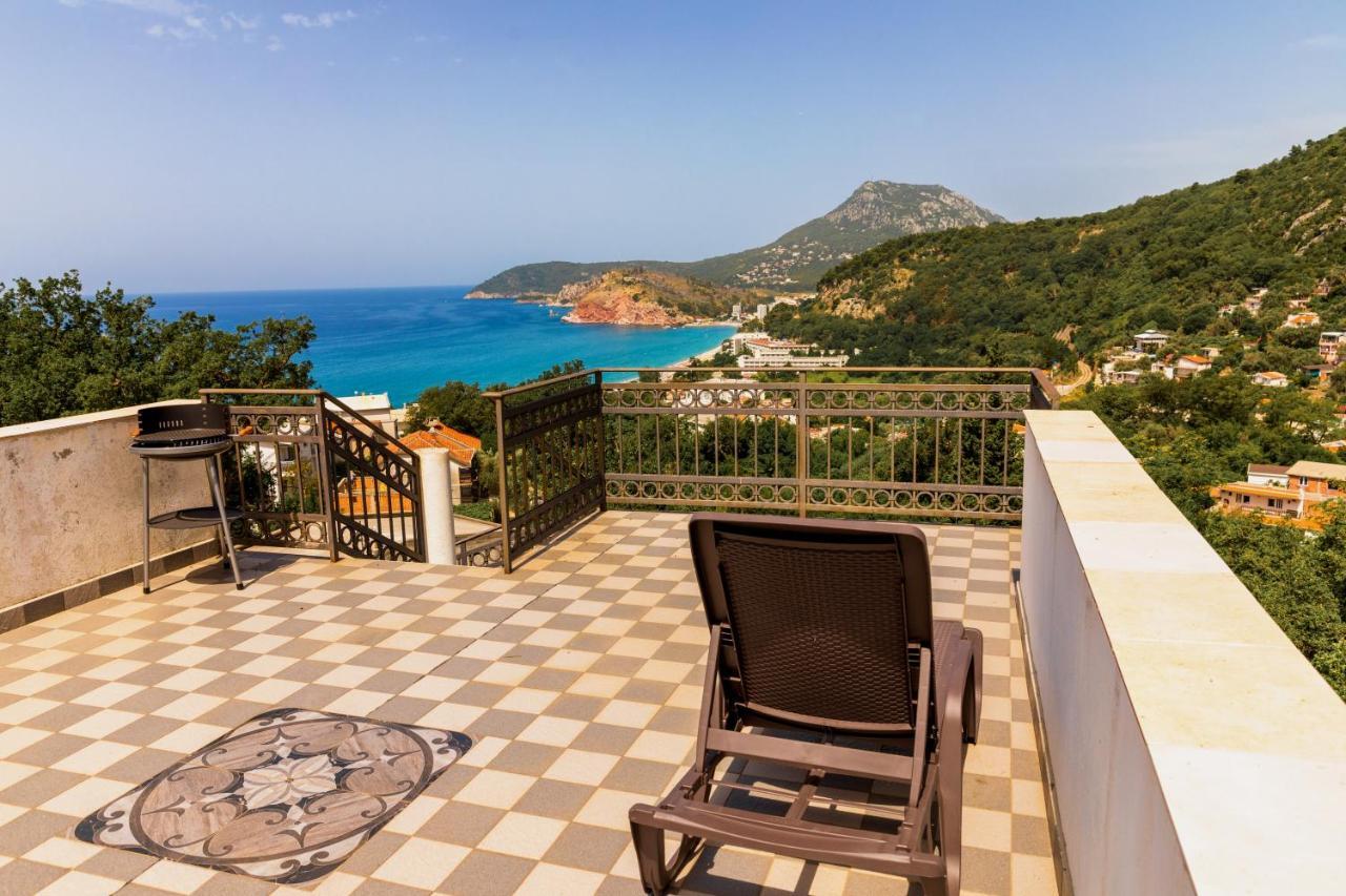 Apartmani Lira Sutomore Buitenkant foto