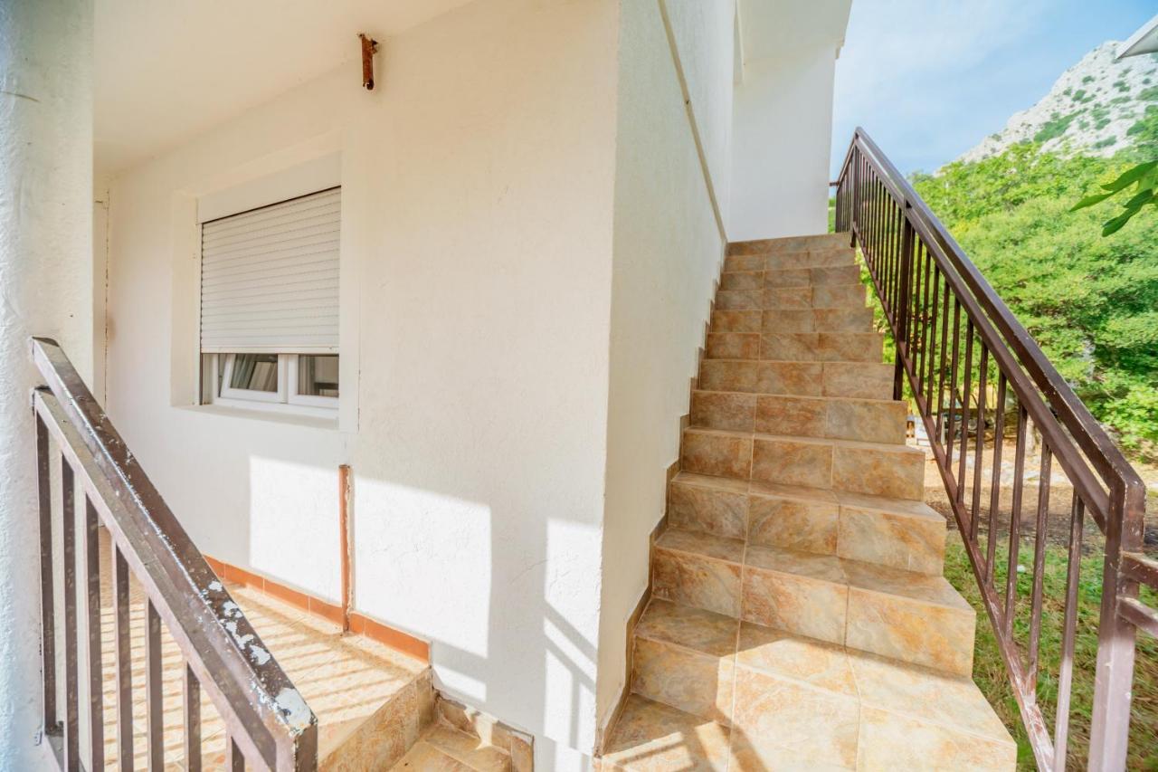 Apartmani Lira Sutomore Buitenkant foto